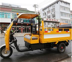 六桶電動三輪車